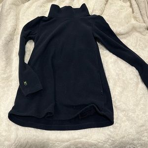 Navy blue. Women’s Dudley Stephens long fleece. Size small